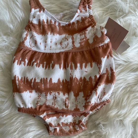 Tie Die onesie - Picture 2 of 2